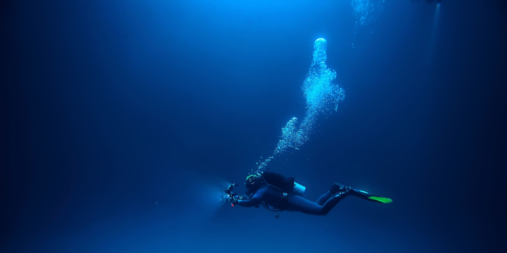 Navy seeks industry partner for prototype development of advanced thermal dive suit