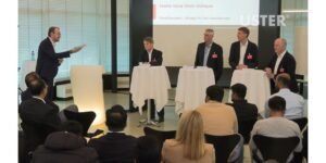Uster Hosts Panel on Challenges in Recycled Yarn Spinning